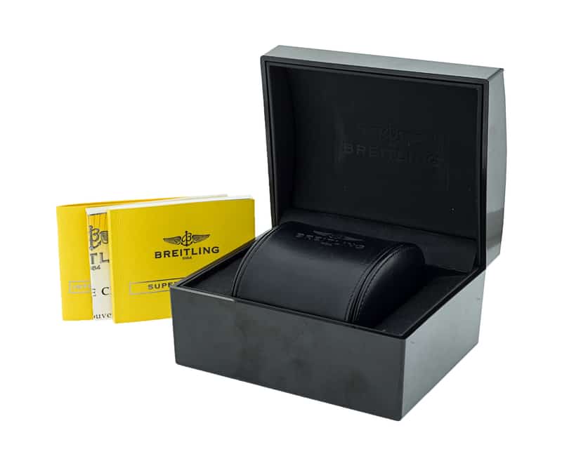 Breitling Super Avenger A13370